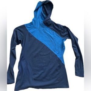 Mountain Hardwear long sleeve Hoodie size small